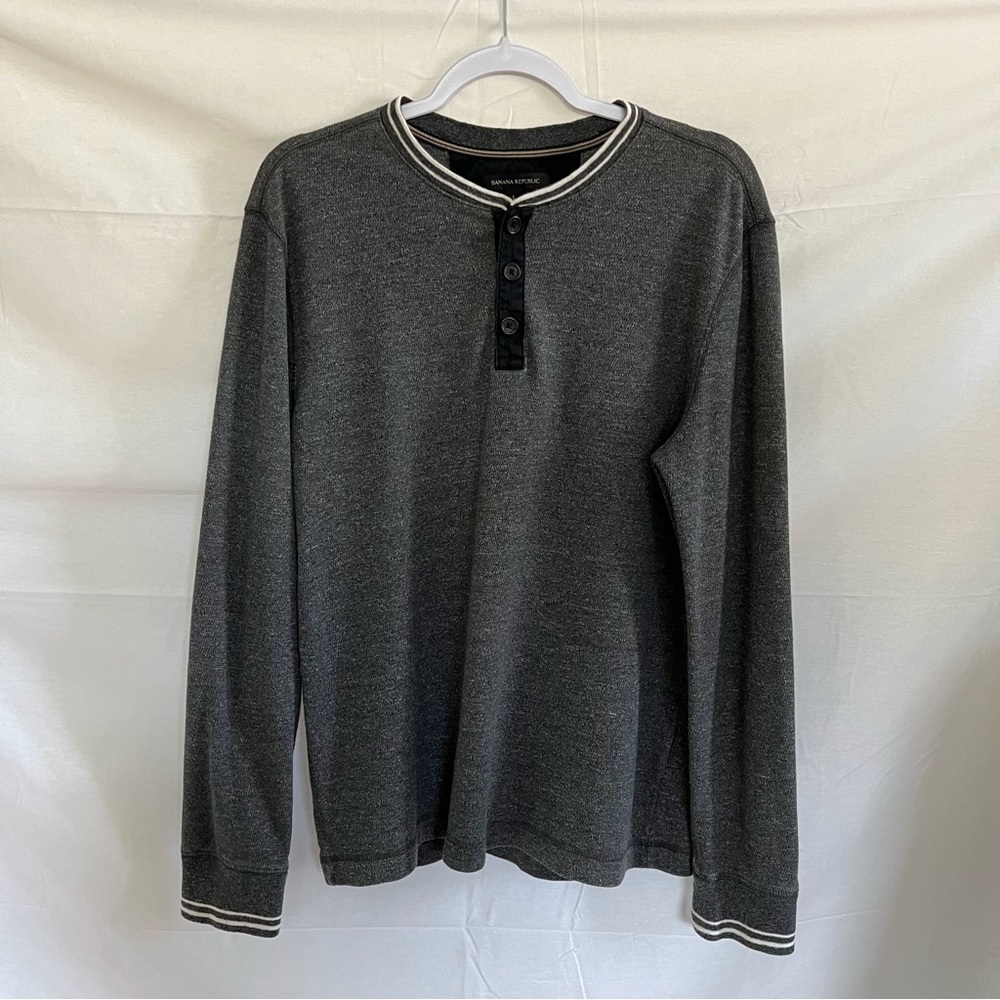 Banana Republic Thermal 3 Button Gray Sweater Size Large